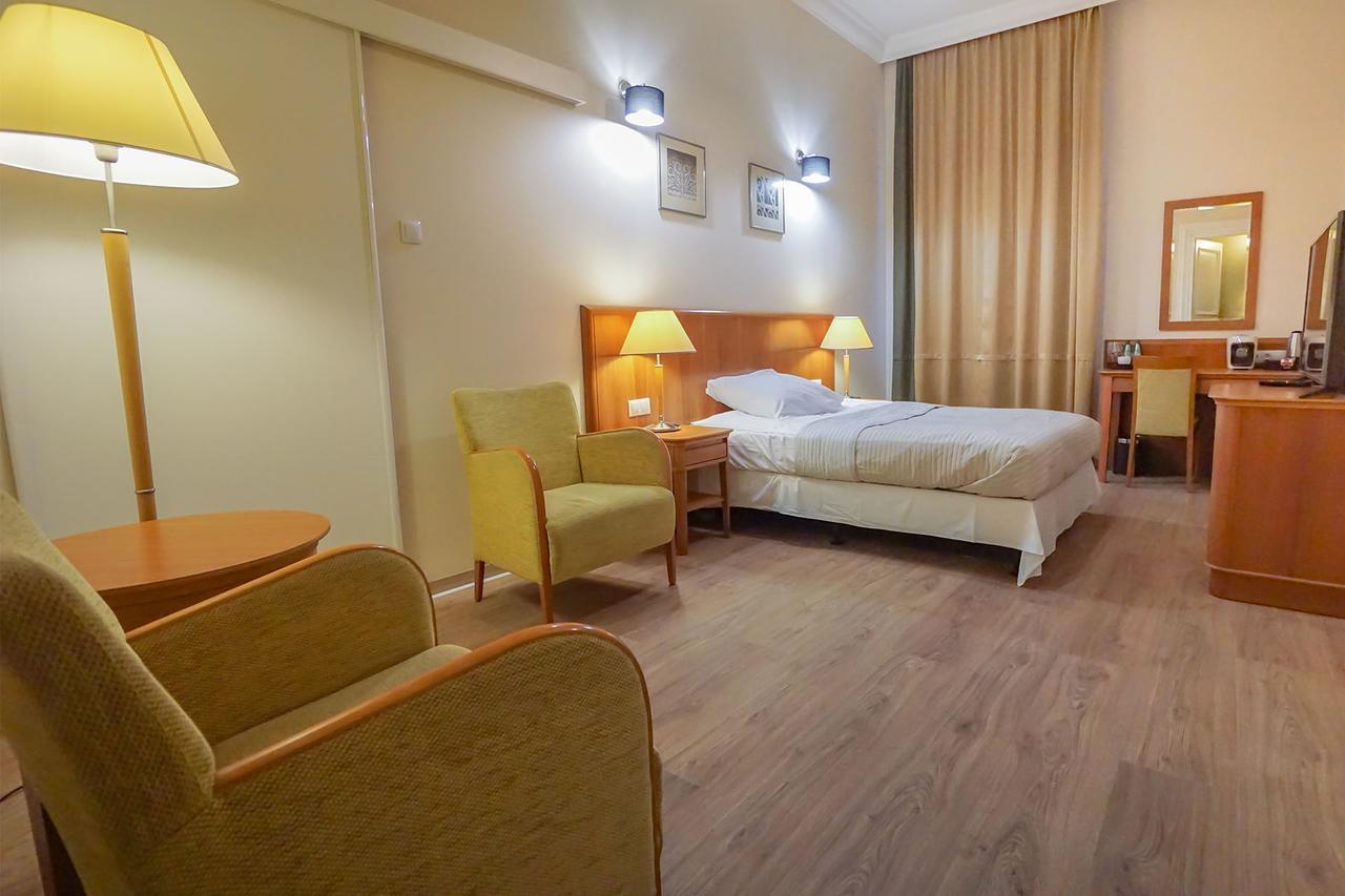 Brass Suites Lodź Bagian luar foto