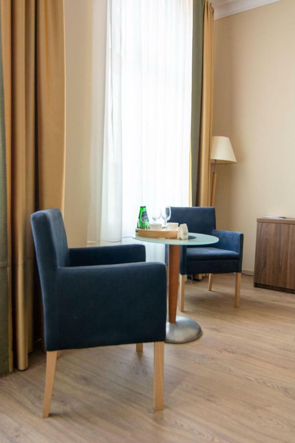Brass Suites Lodź Bagian luar foto